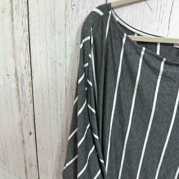 White Birch Striped Blouse - Picture 2 of 10